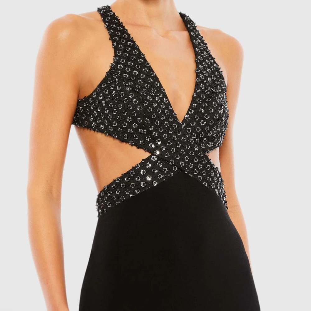 Mac Duggal Black Floral Sequined Gown